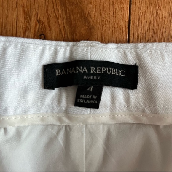 Banana Republic Avery White Straight Leg Pants - Size 4 - Picture 3 of 5